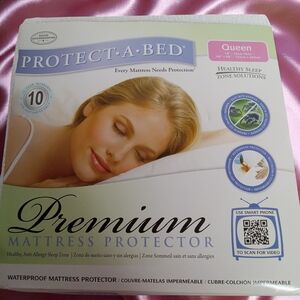PROTECT A BED MATTRESS PROTECTOR  QUEEN WATERPROOF WHITE IS THE COLOR